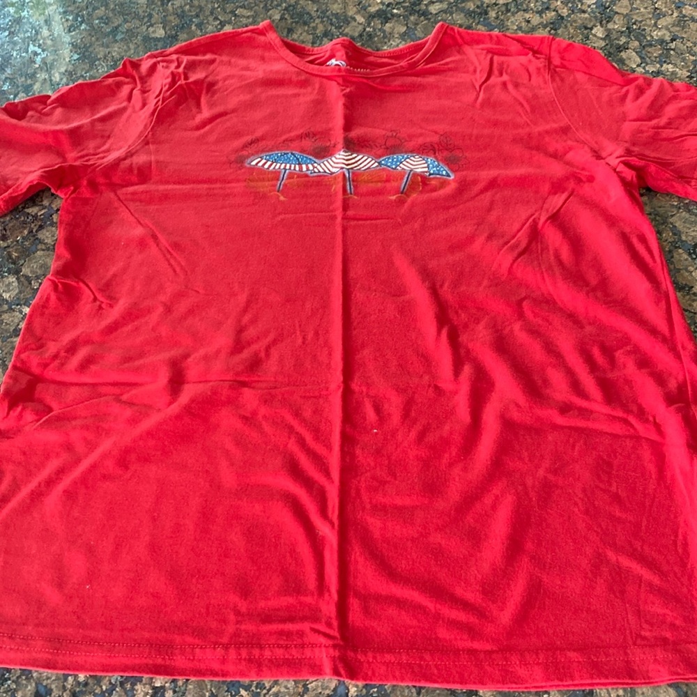 Women’s 100% cotton red T-shirt with American flag umbrella emblems